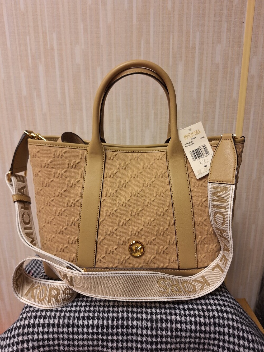 NWT Michael Kors Medium Satchel